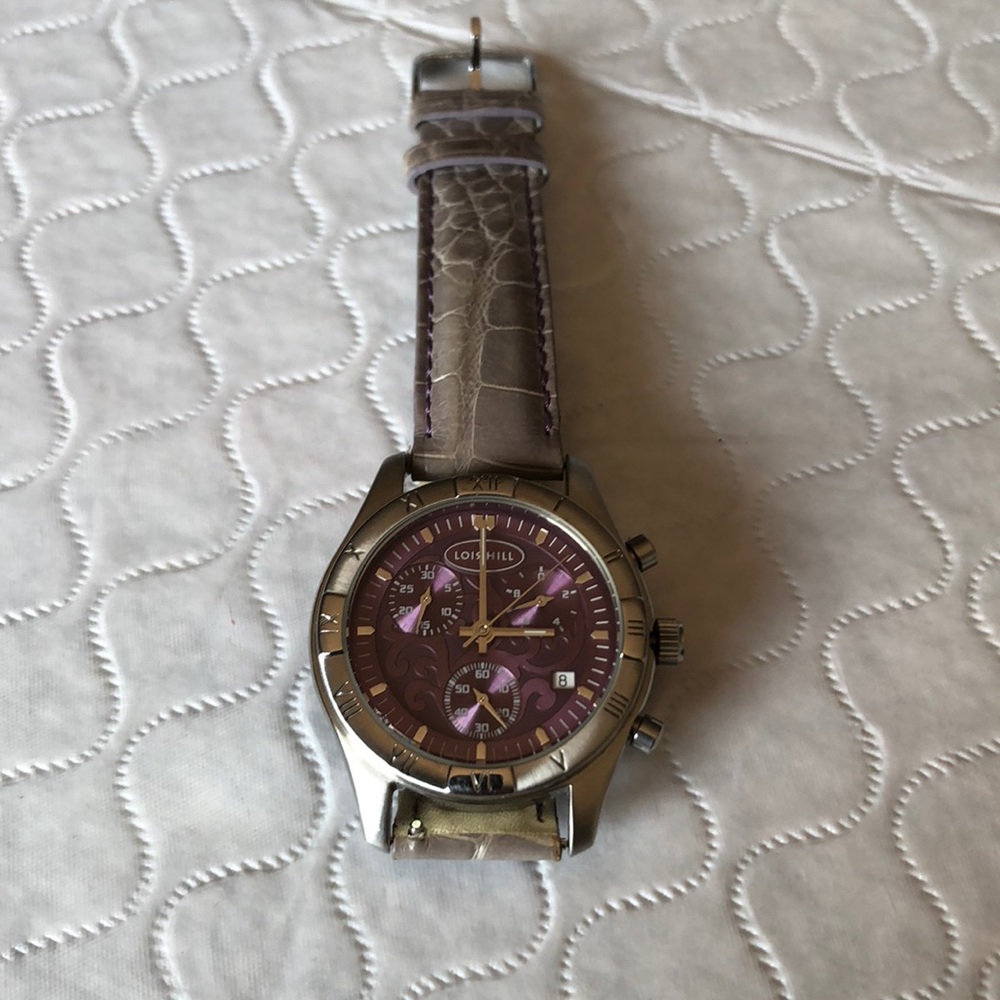 Lois hill watch